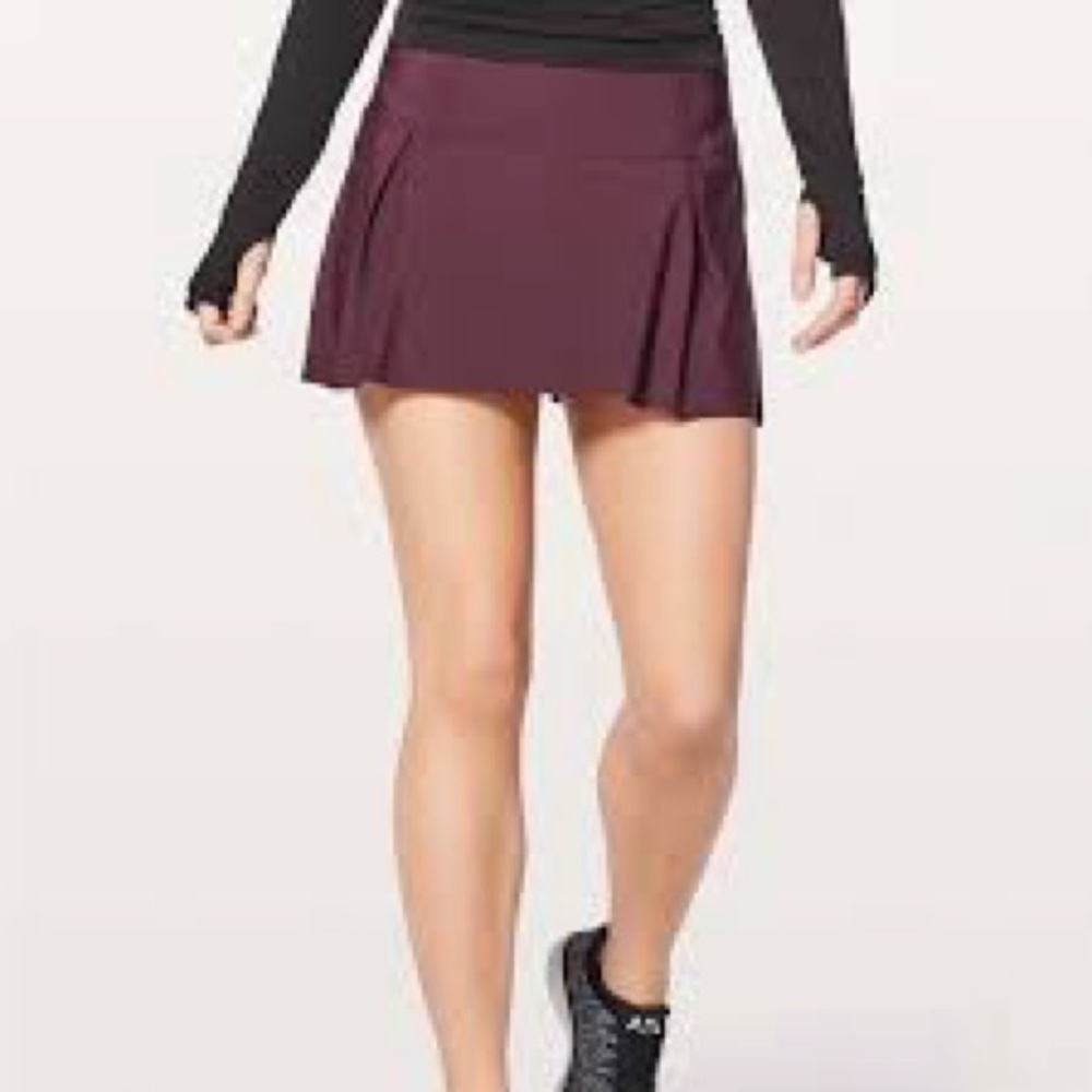 Lululemon Athletica Chocolate Mini Skirt - Picture 4 of 7